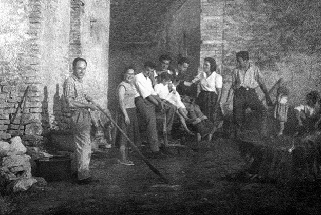 An old photo of an Italian family